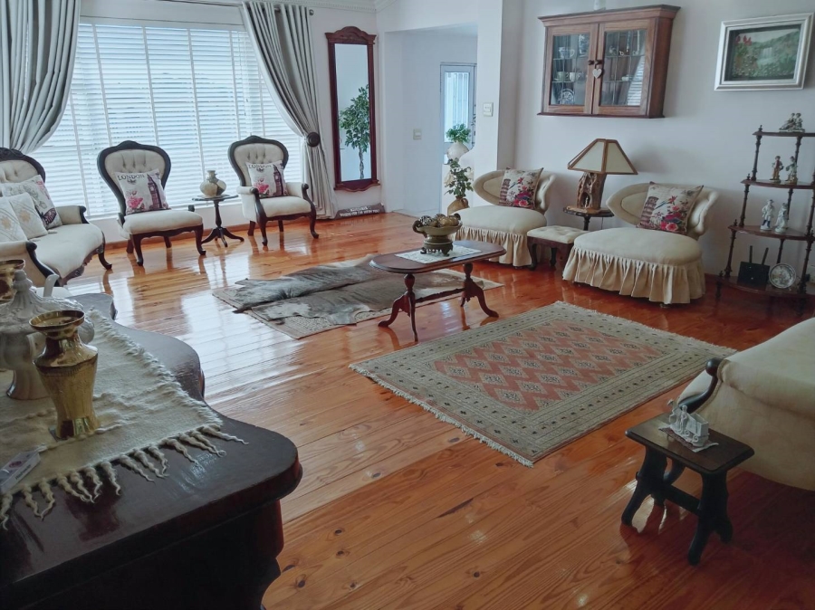 3 Bedroom Property for Sale in Campher Park Eastern Cape